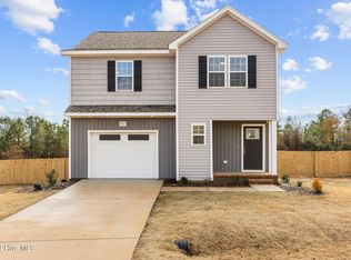 912 Allstar Ave, Cameron, NC 28326