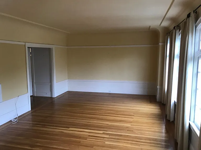 2822 Lyon St — Photo 7