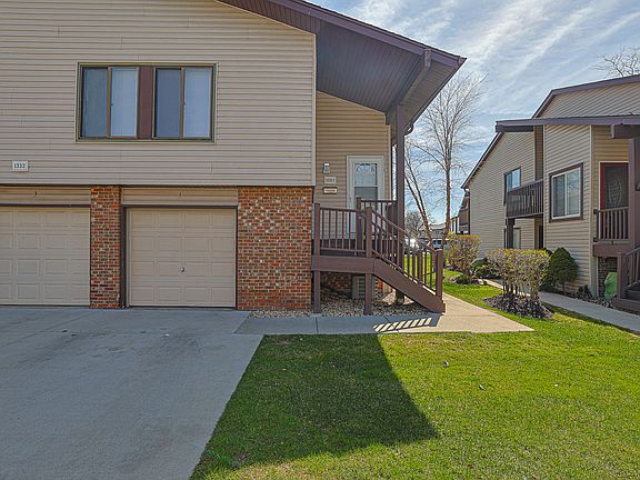 2nd image of 1332 Kingsbury Dr Unit 1