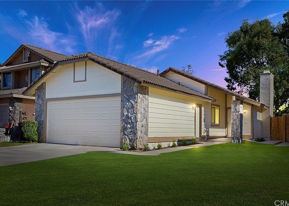 2nd image of 15416 Canyonstone Dr