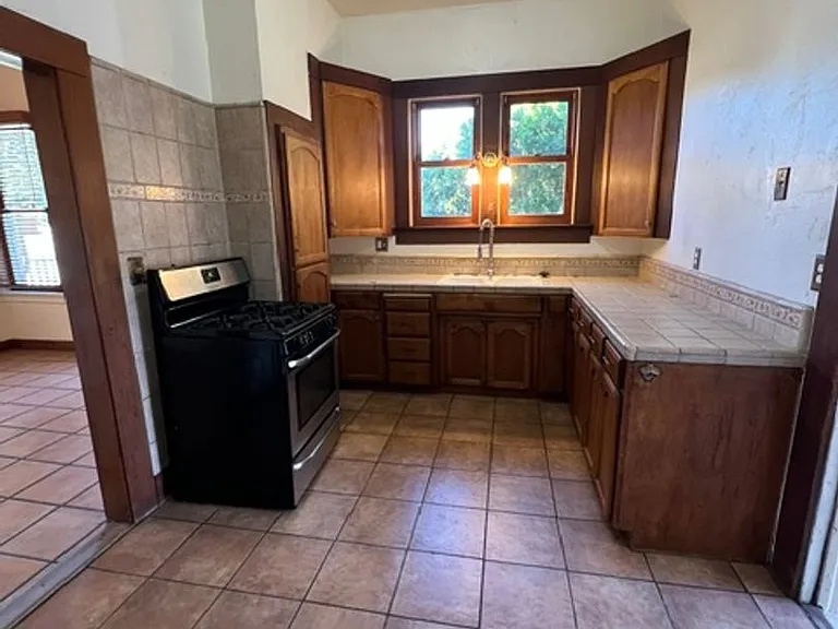 22220 G St — Photo 35