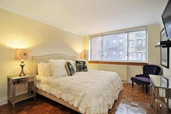 Rented by Corcoran | media 14