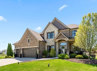 484 Deerfield Dr, Oswego, IL