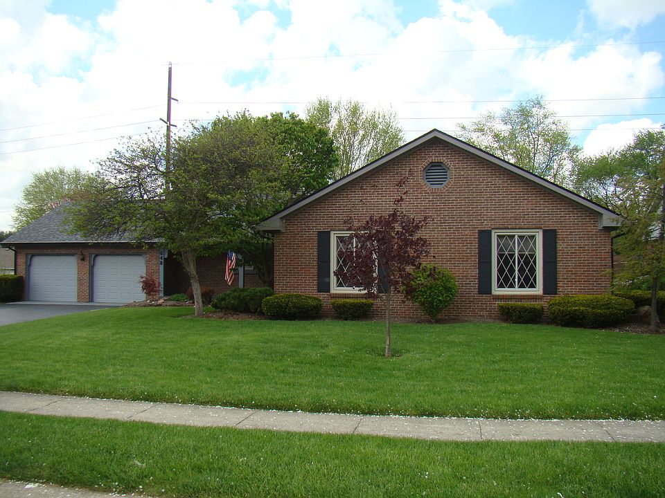 1st image of 648 Beech Dr W