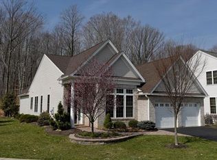 76 Andover Dr, Kendall Park, NJ 08824