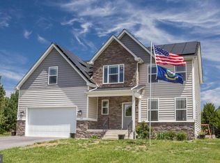 100 Finch Dr, Prince Frederick, MD 20678