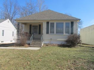 2705 Grovelin St, Godfrey, IL