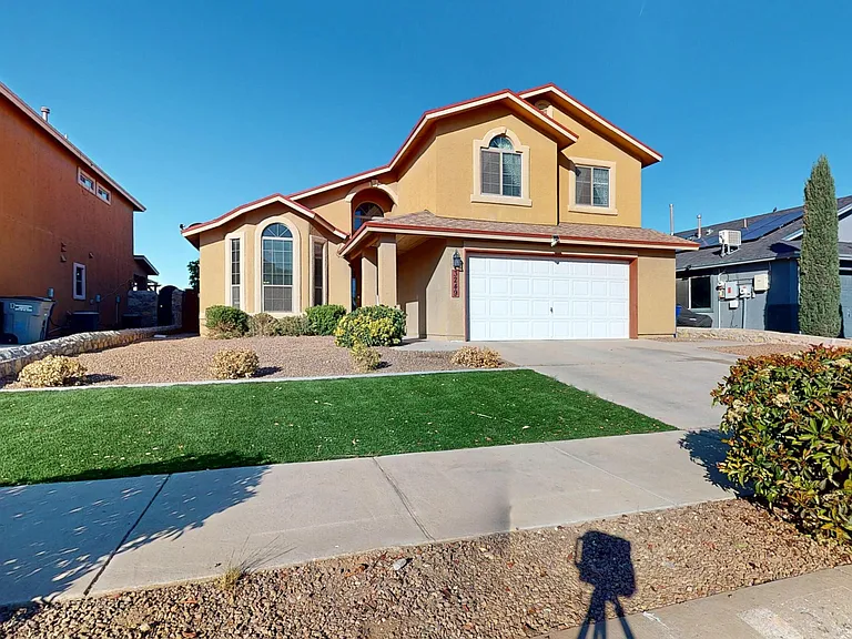 3249 Emerald Point Dr — Photo 43