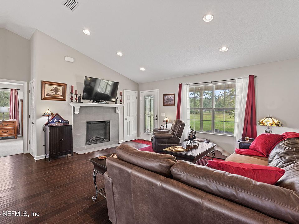 1st image of 2382 QUARTERHORSE Trail