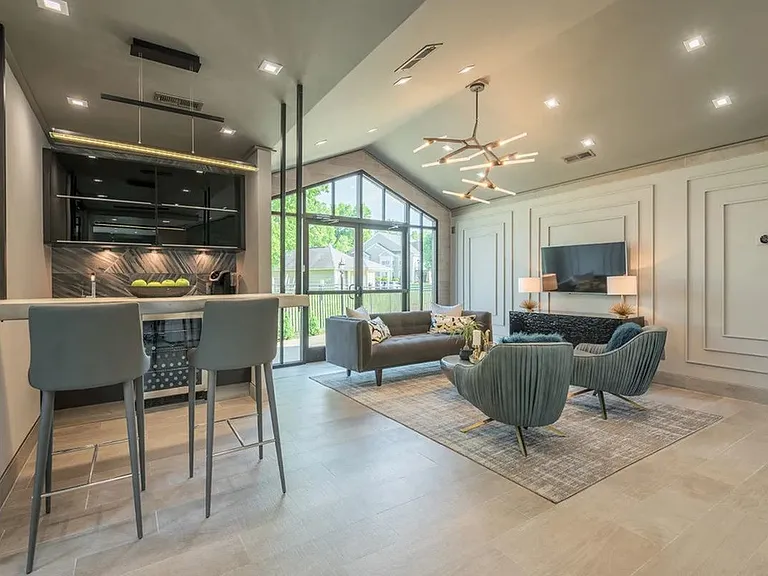 Stonebrook Apartments