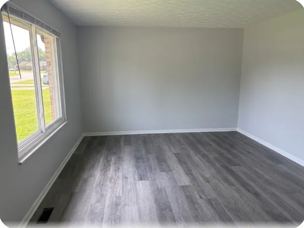 3240-3242 Honeysuckle Dr #3240, Troy, OH 45373