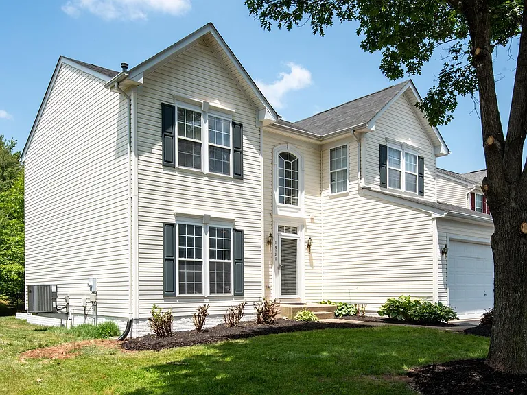 15121 Toccoa Ct — Photo 3