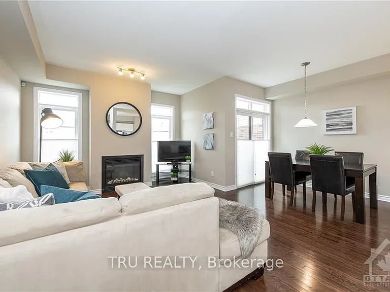 347 Ardmore St — Photo 13