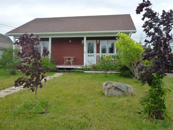 3 Kings Lane, Georges Brook, NL A5A0J9