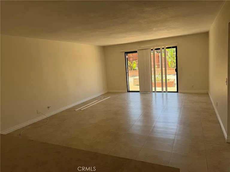 25311 Hillary Ln — Photo 23