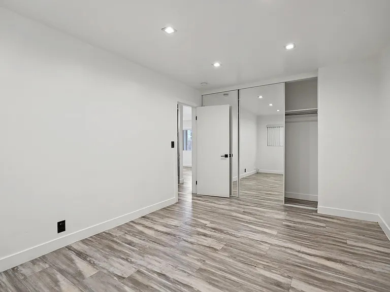 830 Bartlett St #8 — Photo 16