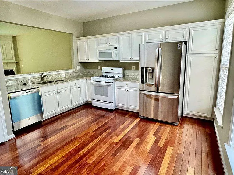3389 Lathenview Ct — Photo 5