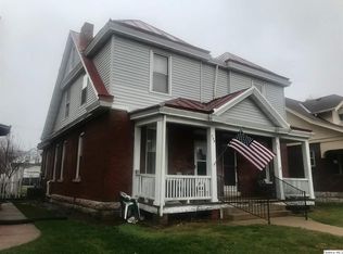 709 S 13th St, Quincy, IL 62301