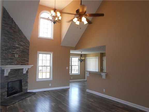 2nd image of 222 Fox Xing Lot 222