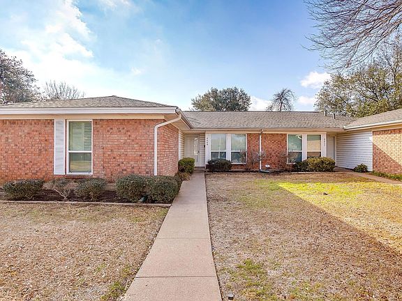 3rd image of 4409 Altamesa Blvd