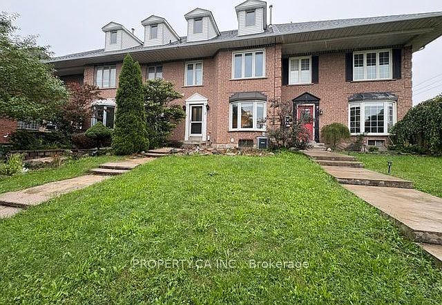 1st image of 3 Waterford Cres