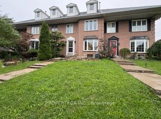 3 Waterford Cres, Hamilton, ON L8E 4Z8