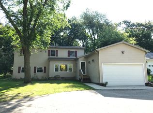 N5814 Highway A, Green Lake, WI 54941