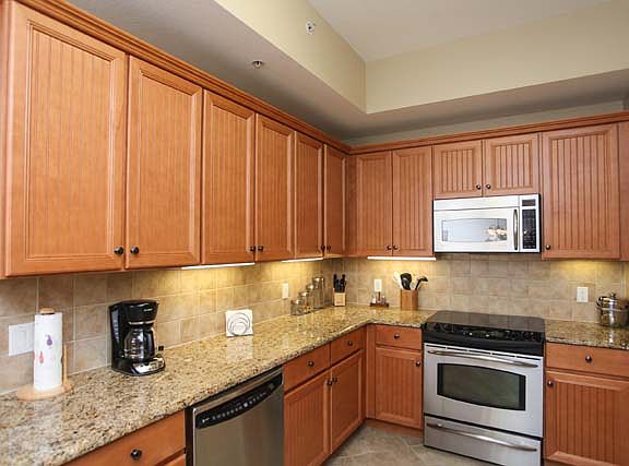 5th image of 8561 Amberjack Cir #C2