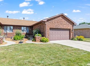 3105 Turning Mill Dr, Springfield, IL 62704