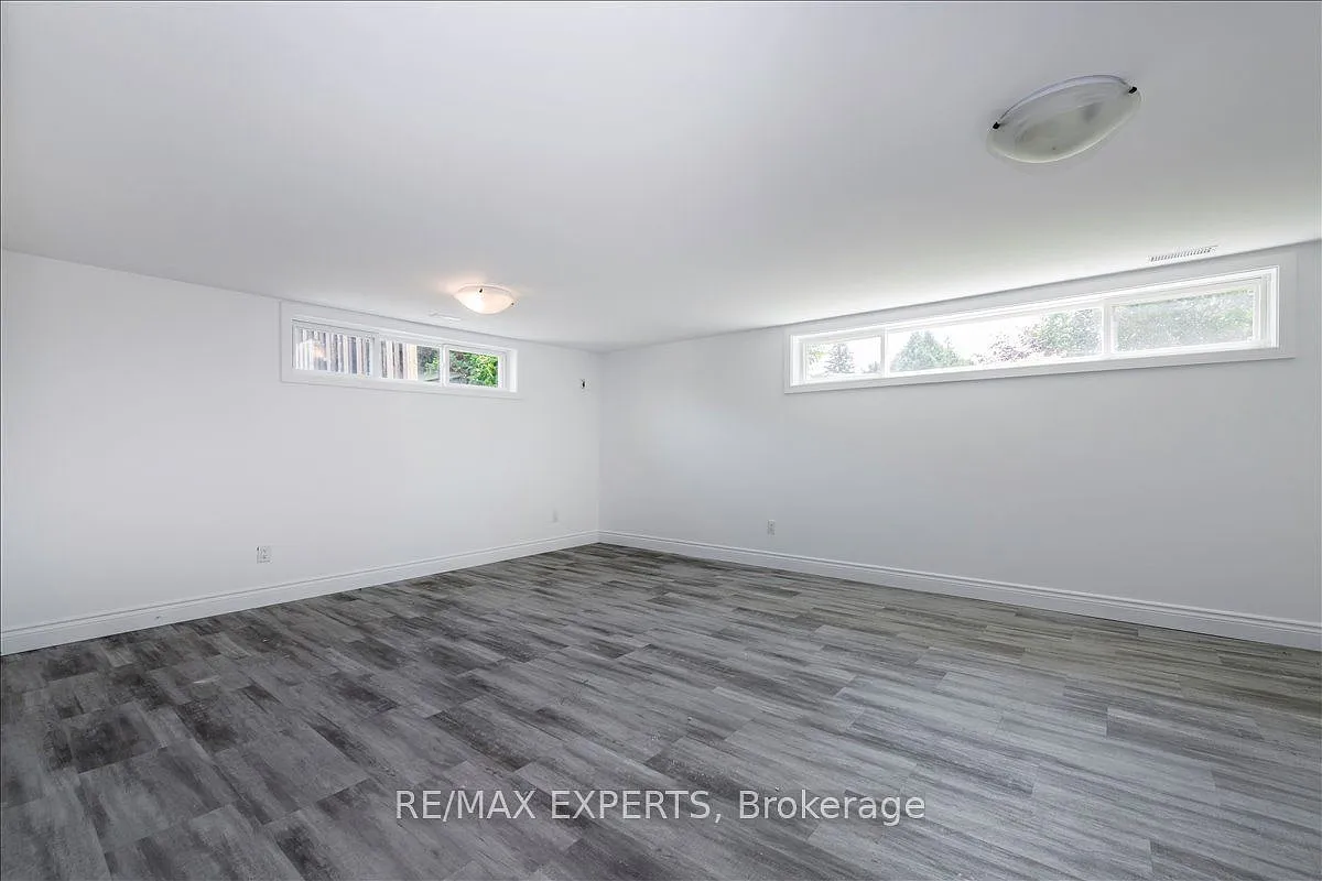 2 bed, $2,000 — Photo 2
