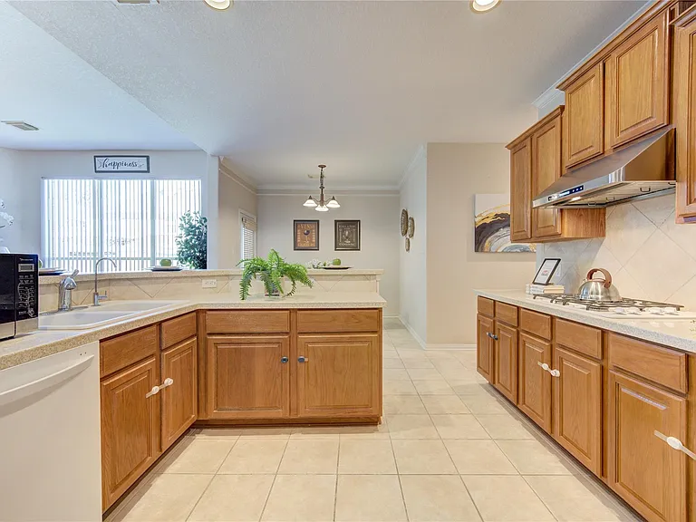 22514 Jutewood Ln — Photo 32