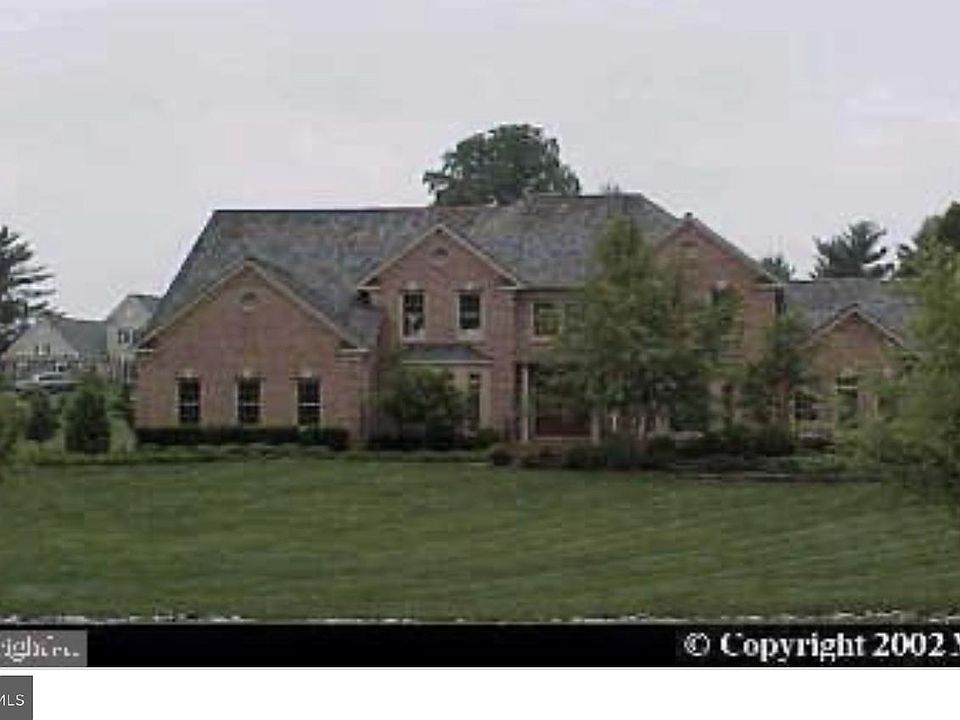 1st image of 9911 Deerfield Pond Dr