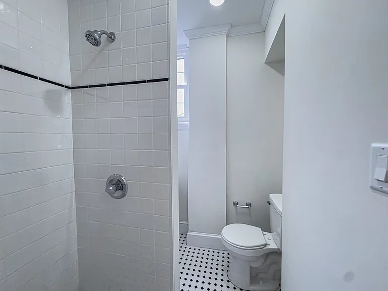 1221 N Franklin St #3F — Photo 12