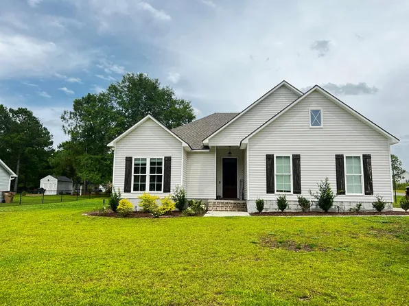 34 Sherry Trl, Tifton, GA 31793