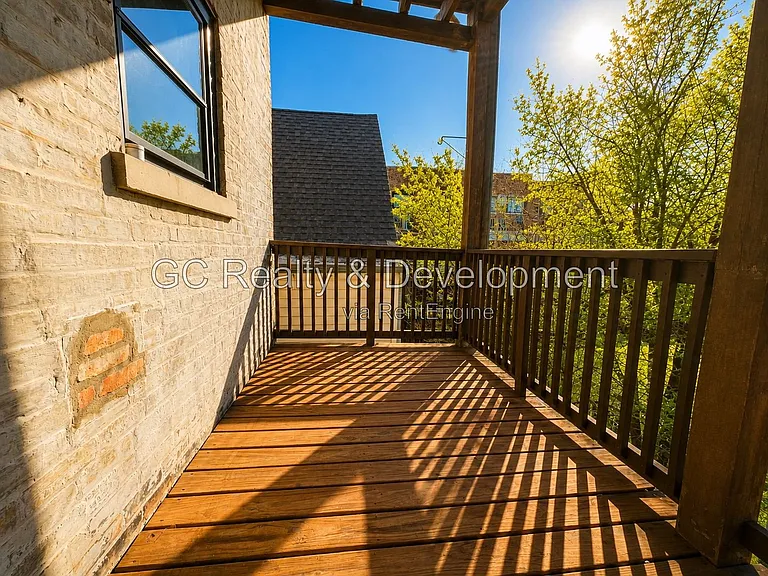 3408 N Greenview Ave #2 — Photo 14