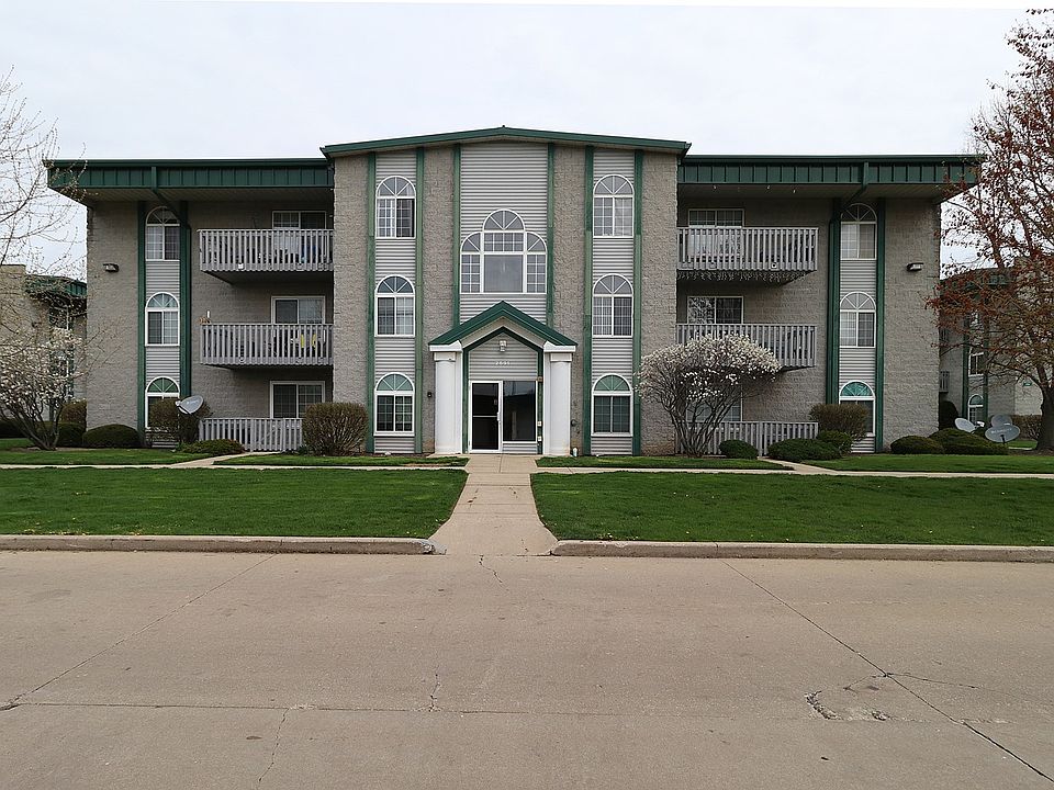 1st image of 2891 Heritage Dr APT 2A