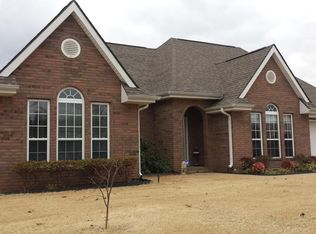 1046 Hillside Rd, Grove, OK 74344