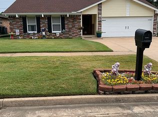 512 Fairfax Dr, Muskogee, OK 74403