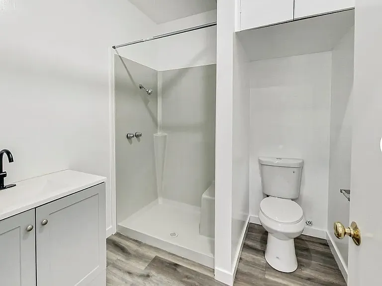 2889 Ford St #10 — Photo 6