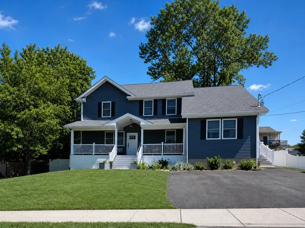 212 2nd St, Fieldsboro, NJ 08505
