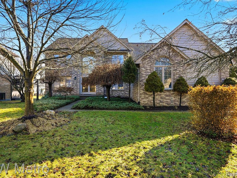 1st image of 887 Grovecrest