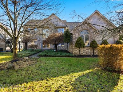 887 Grovecrest, Rochester Hills, MI, 48307