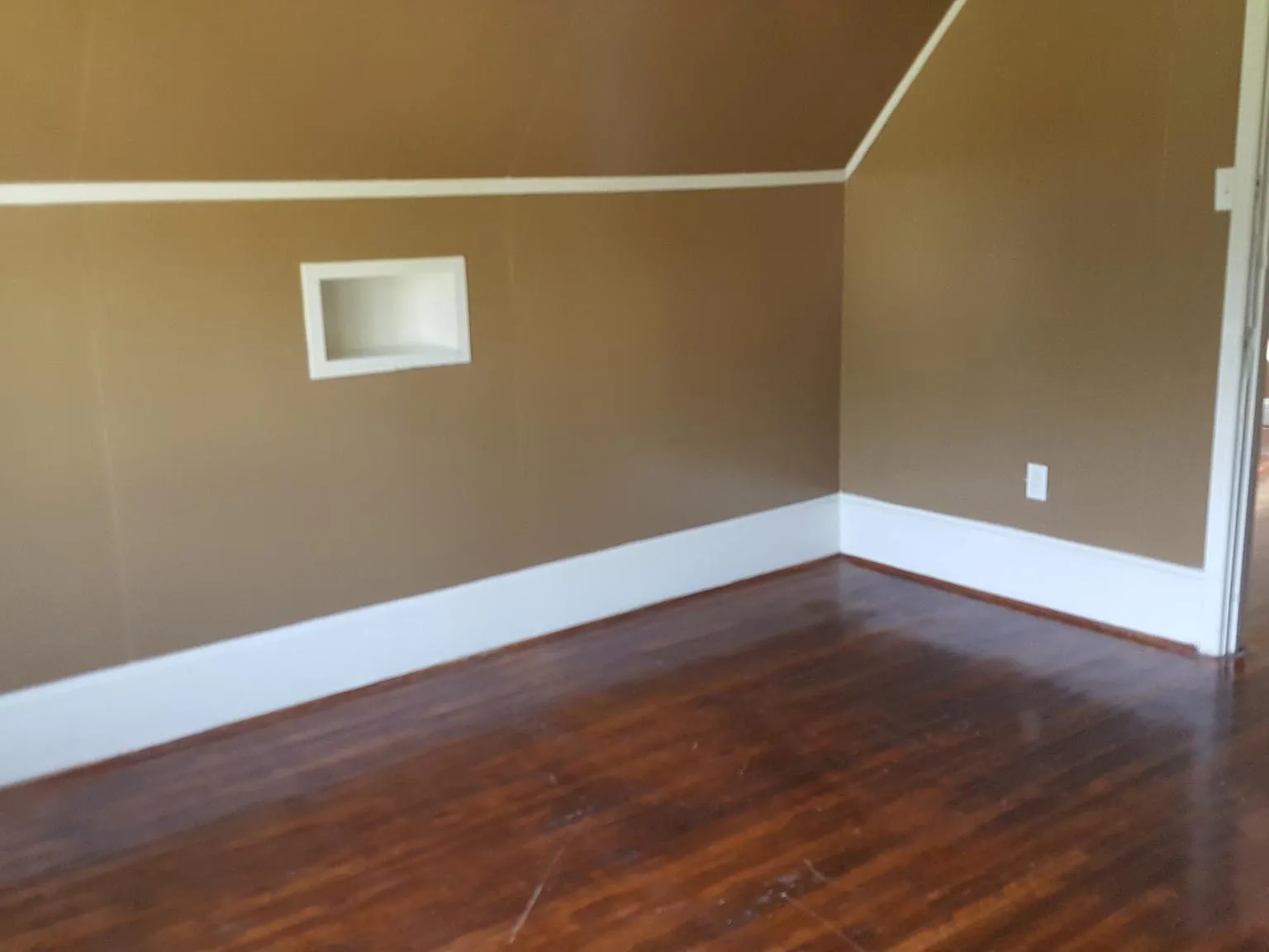 1 bed, 550 sqft, $560 — Photo 3