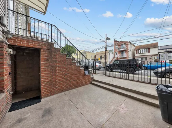 21 Wright Avenue image 8 of 8