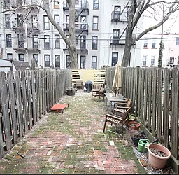 Rented by Realty Advisors Group