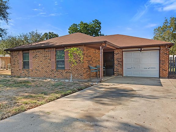 2nd image of 2505 Conquest Cir