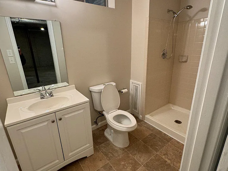 1115 Aquia Dr — Photo 13