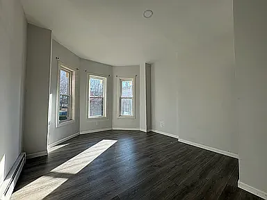 2 bed, 1100 sqft, $1,500 — Photo 3