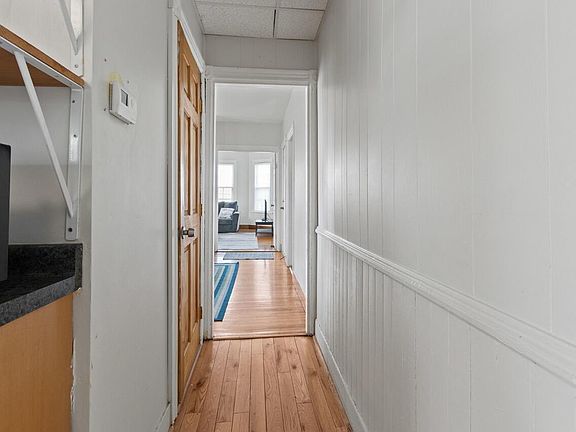5th image of 583 Washington Avenue 3-units