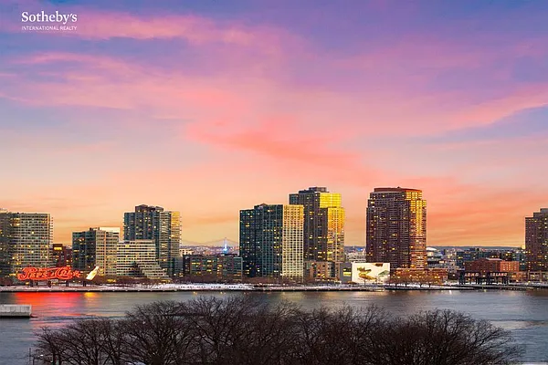 Sold by Sotheby's International Realty | media 44